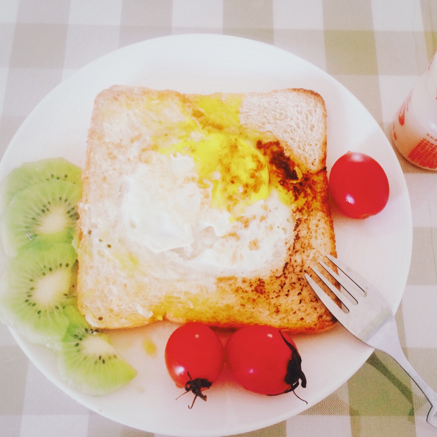 荷包蛋土司