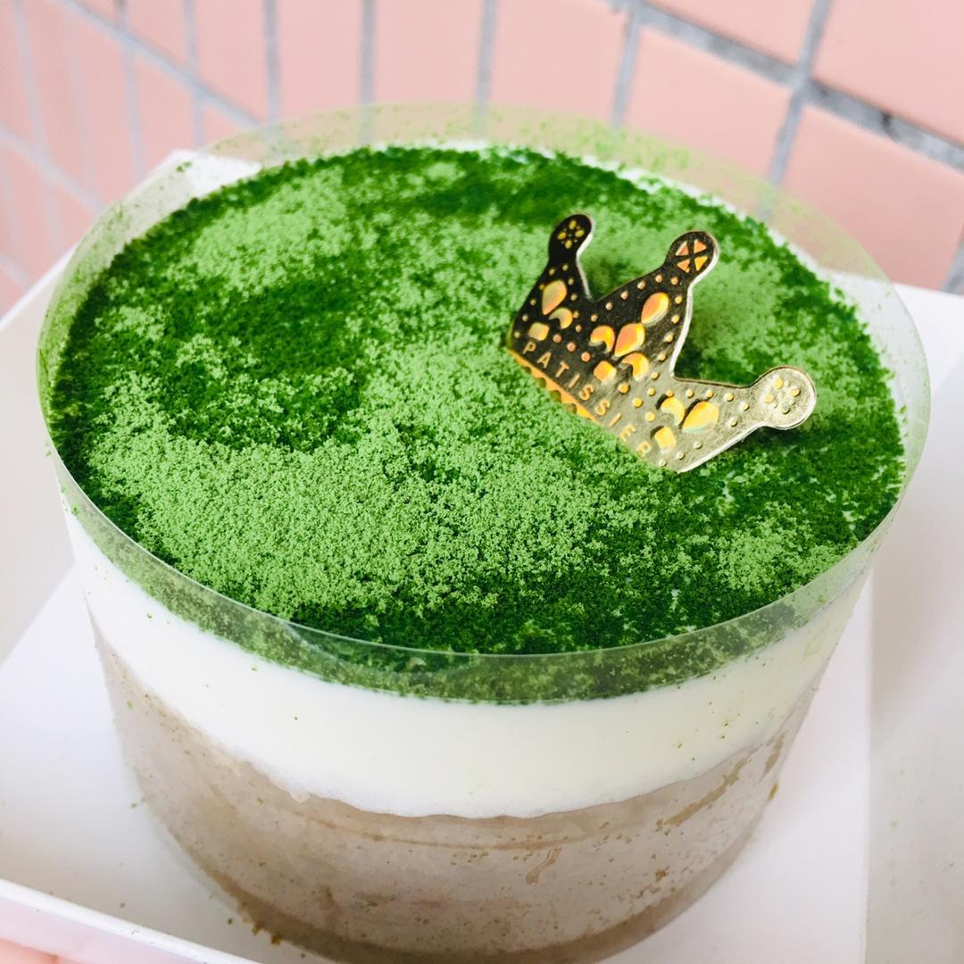 红丝绒雪崩蛋糕