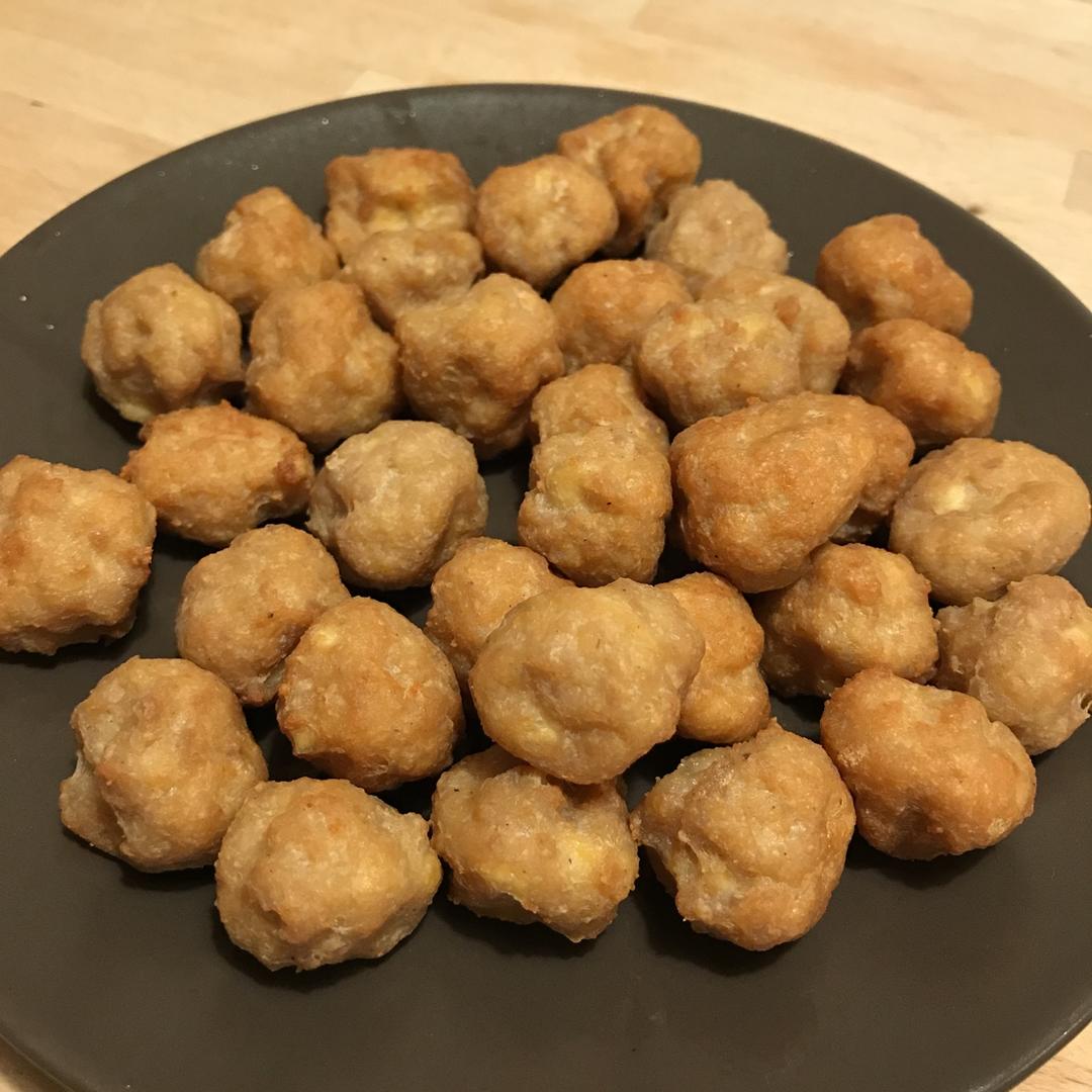 香炸豆腐肉丸子