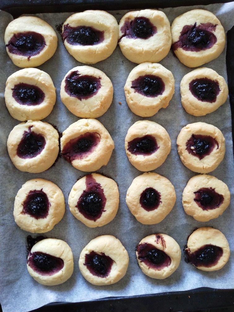 蓝莓果酱小饼干