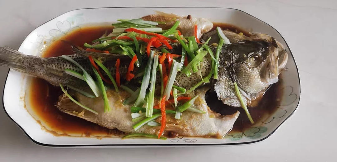 味好美青花椒蒸鲈鱼|鲜嫩美味