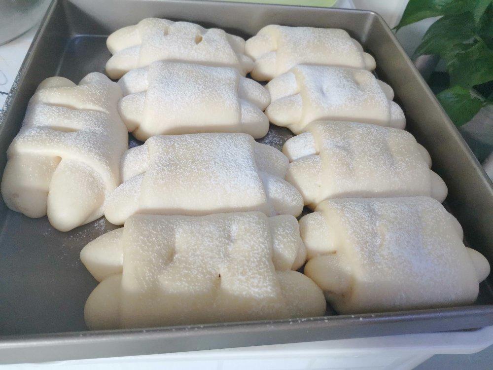 软到不知所措的牛奶卷