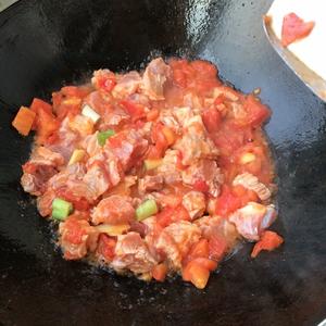 西红柿土豆炖牛腩（无高压锅版）的做法 步骤5