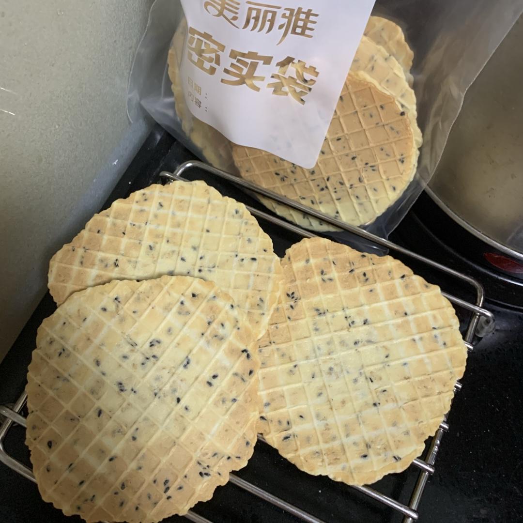 【视频食谱】减油版芝麻脆饼