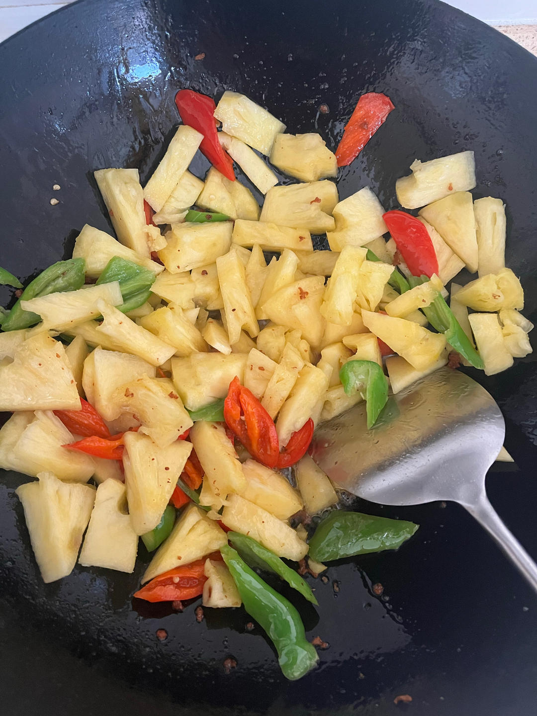 🍍酸甜菠萝咕噜肉