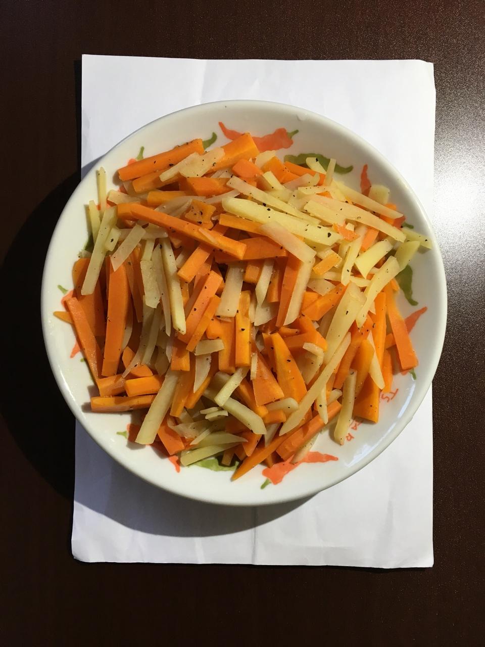 炒胡萝卜土豆丝