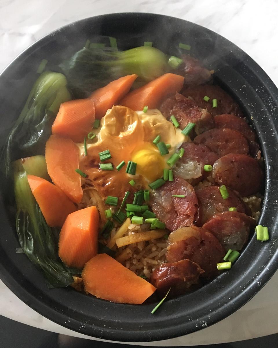 香肠煲仔饭