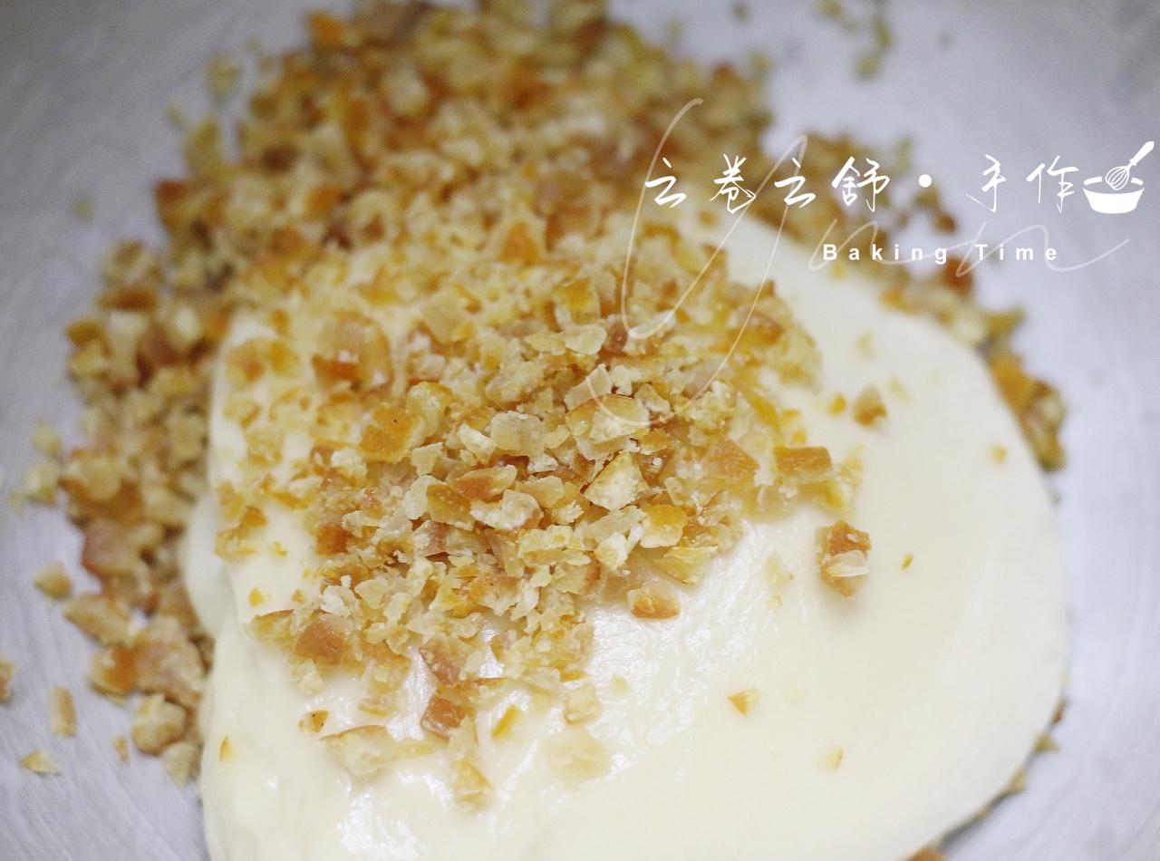 巨好吃‼️椰香浓郁🔥黄金椰蓉小面包的做法 步骤2