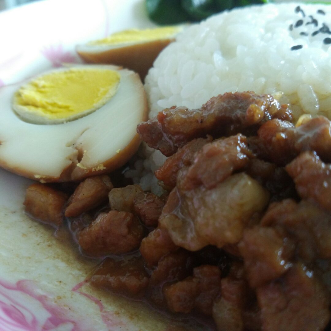 台式卤肉饭