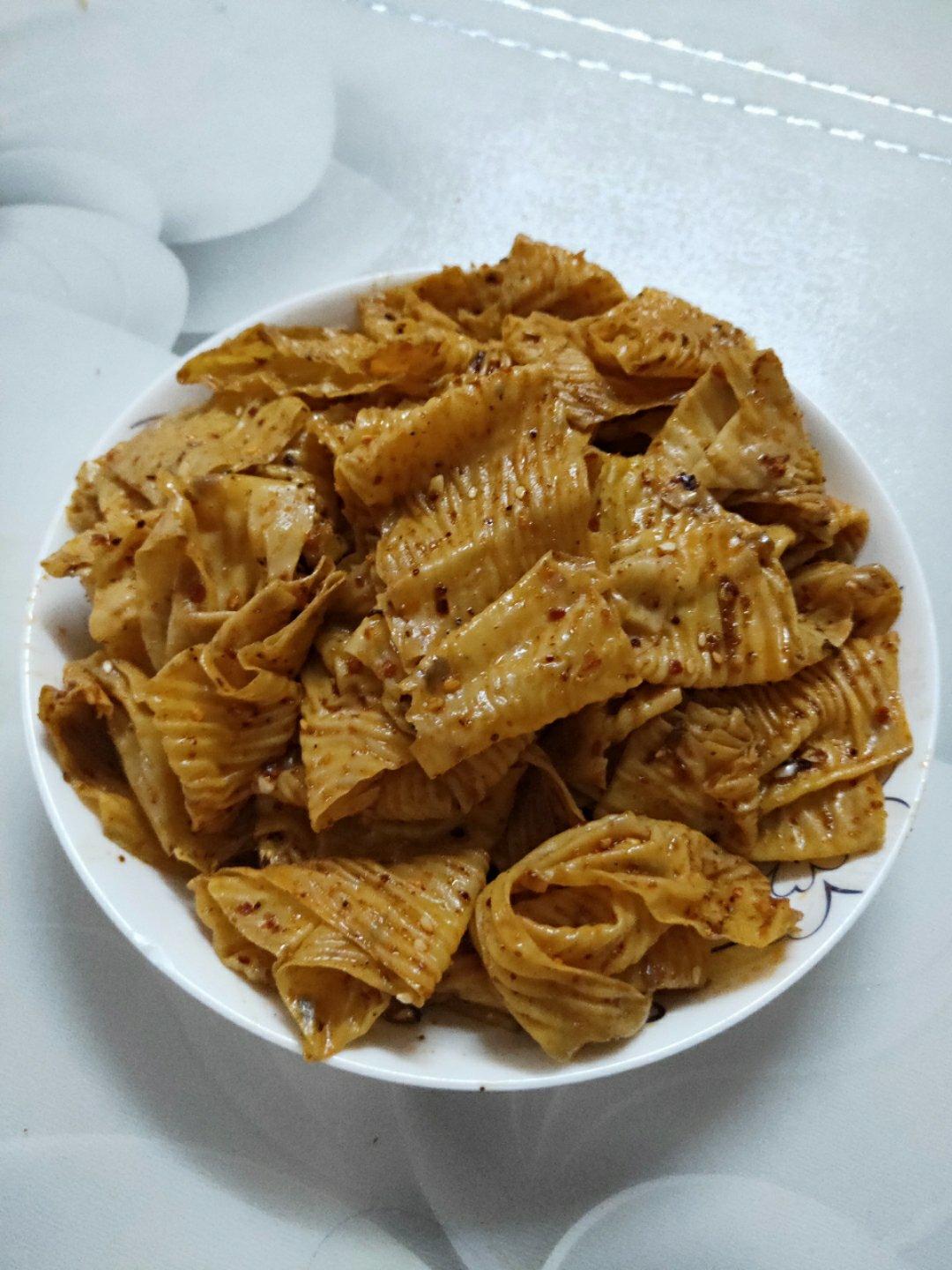 自制花蝴蝶辣条（豆皮）