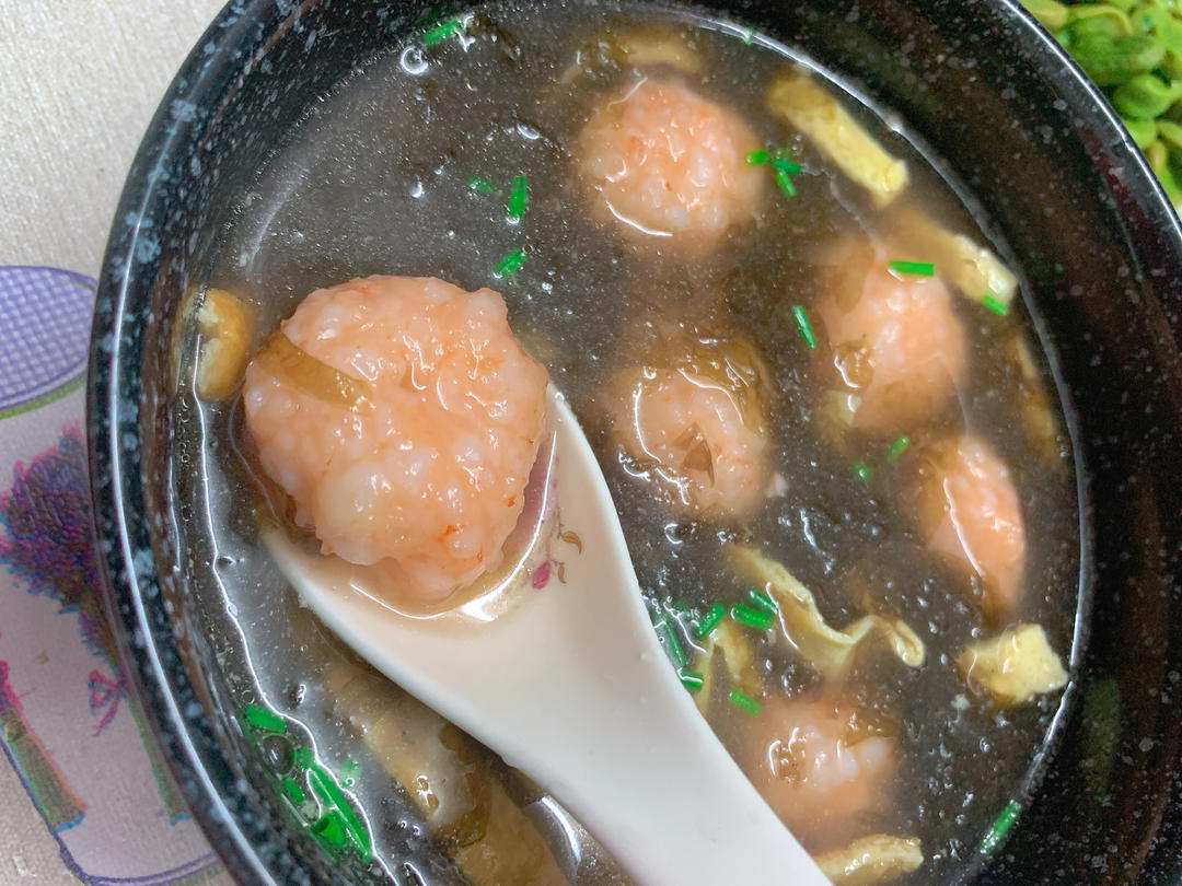 团团圆圆的Q弹鲜美紫菜虾滑汤🍲