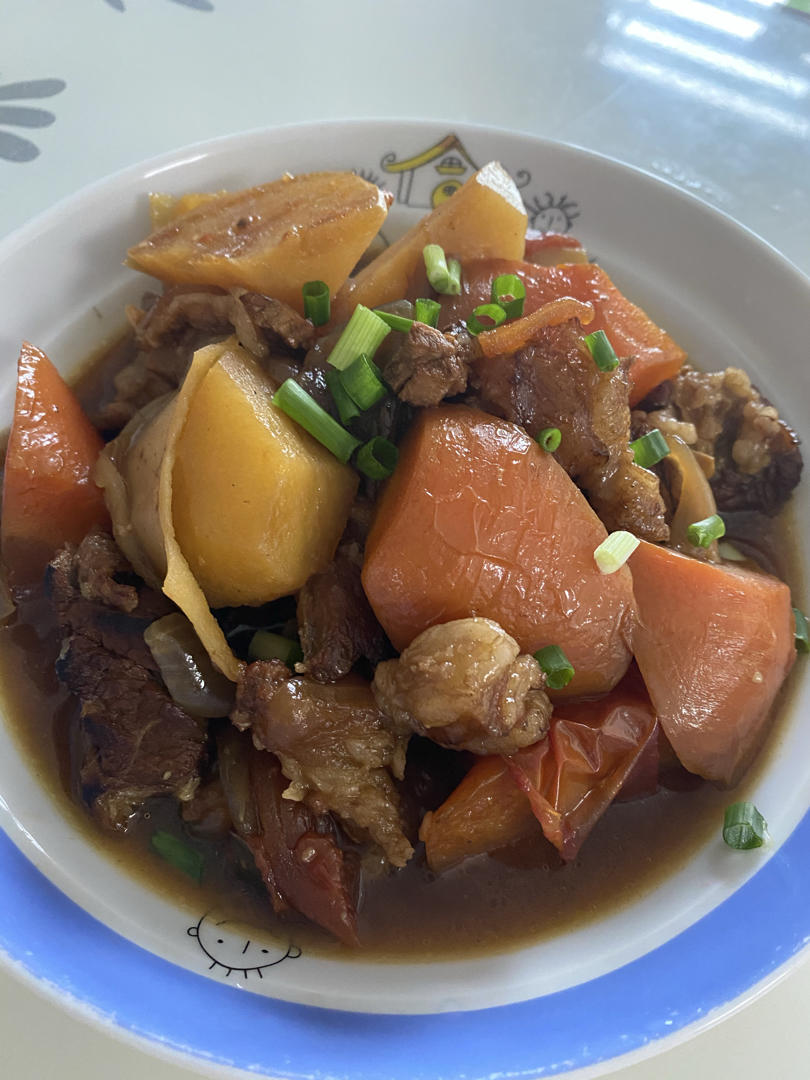 番茄土豆炖牛腩
