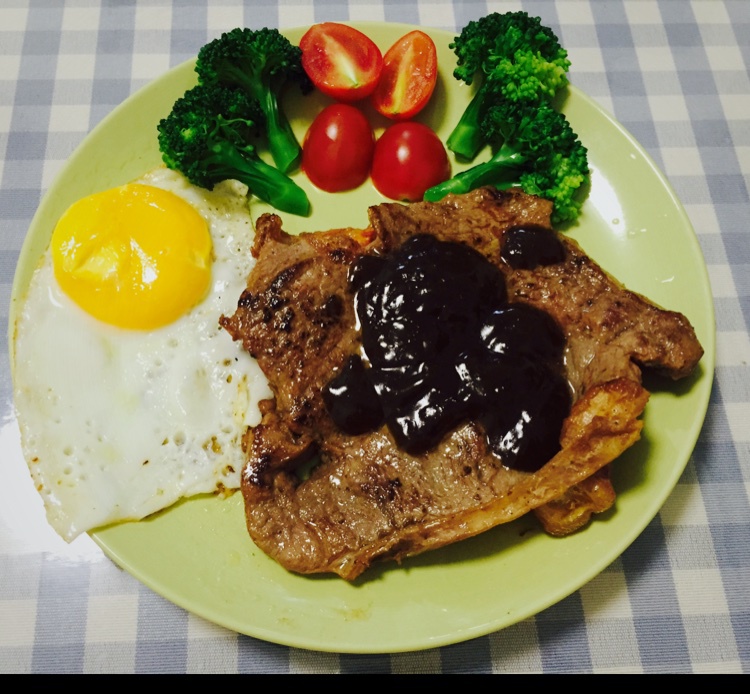 黑椒牛排