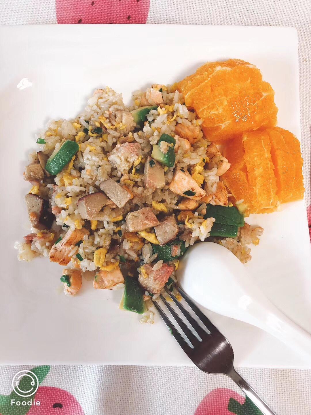 三文鱼鹅肝炒饭