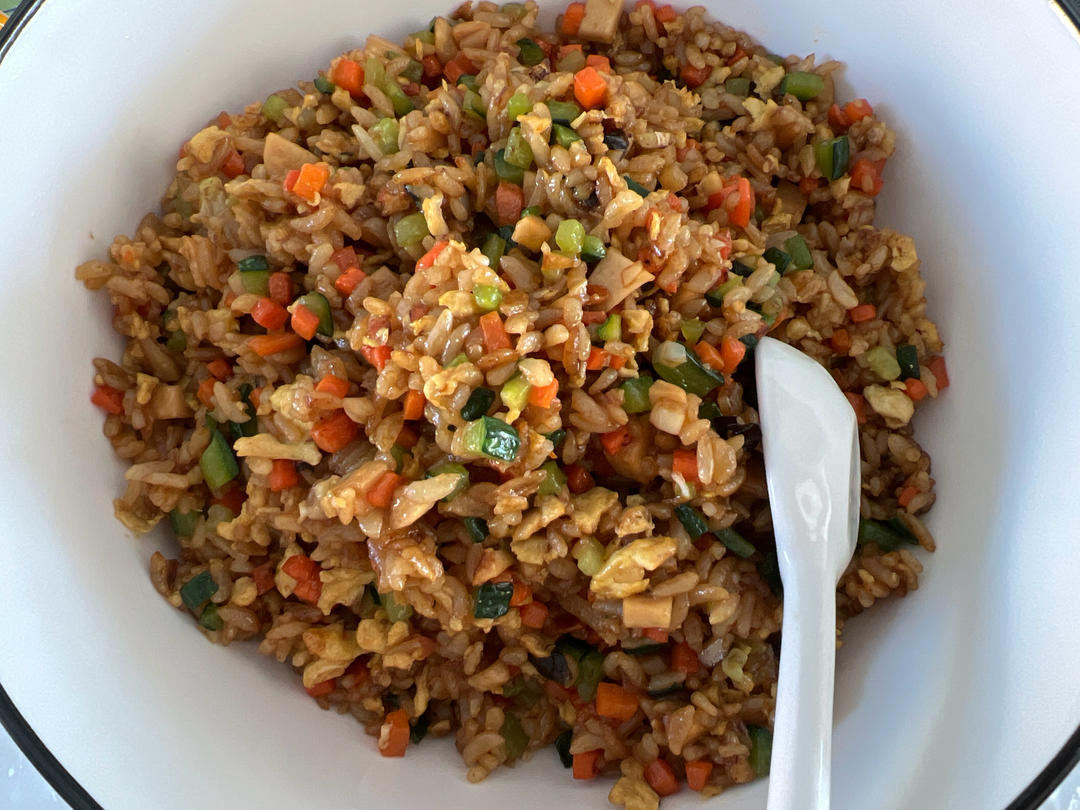 好吃到停不下来的酱油蛋炒饭