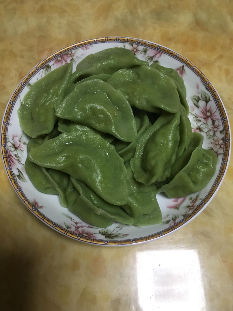 白菜猪肉饺子(菠菜汁饺子皮版)