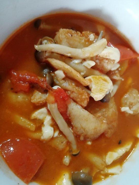 龙利鱼豆腐煲