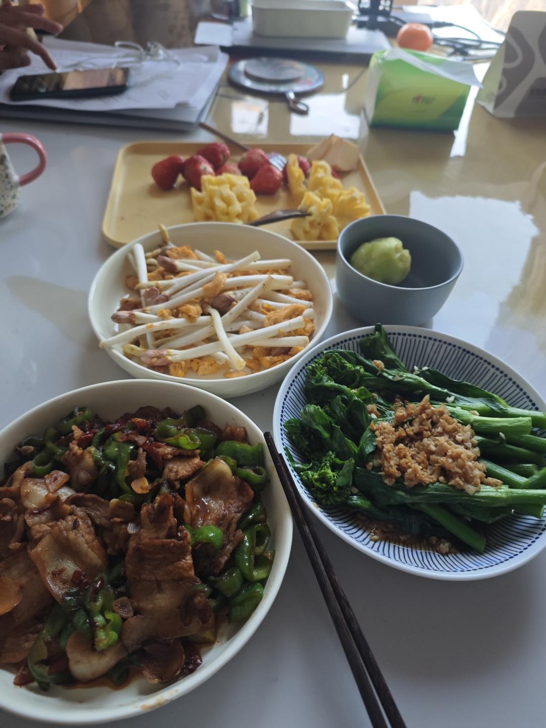 正宗辣椒炒肉