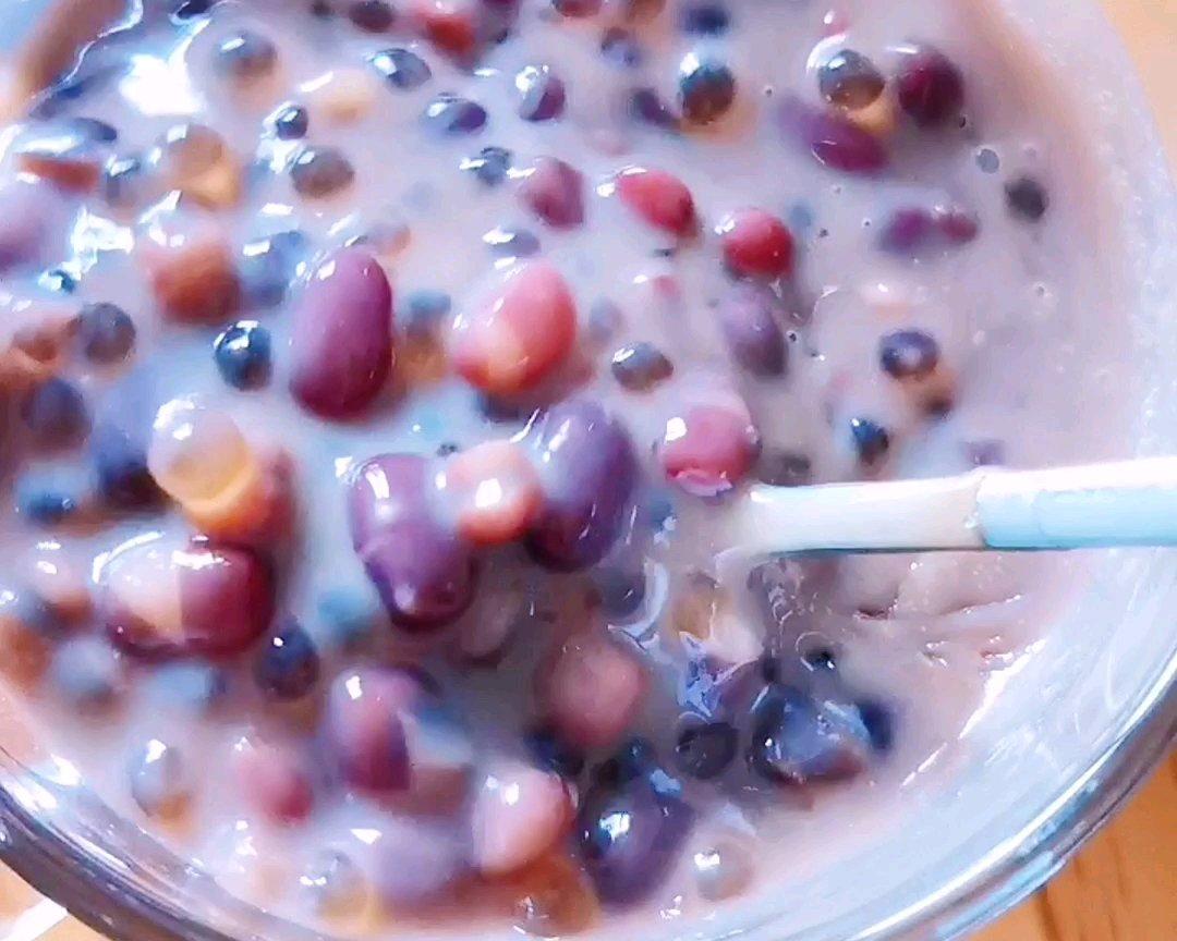 红豆薏仁西米粥