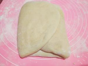 像面包一样软的发面椒香千层饼的做法 步骤9