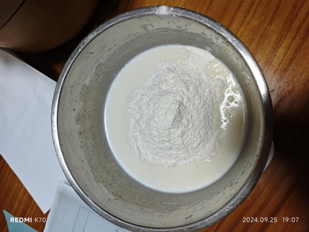 纯奶手撕吐司的做法 步骤1