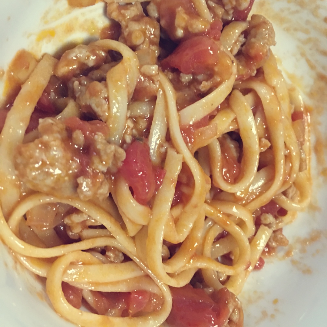 番茄肉酱意大利面