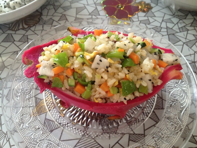 清爽火龙果炒饭