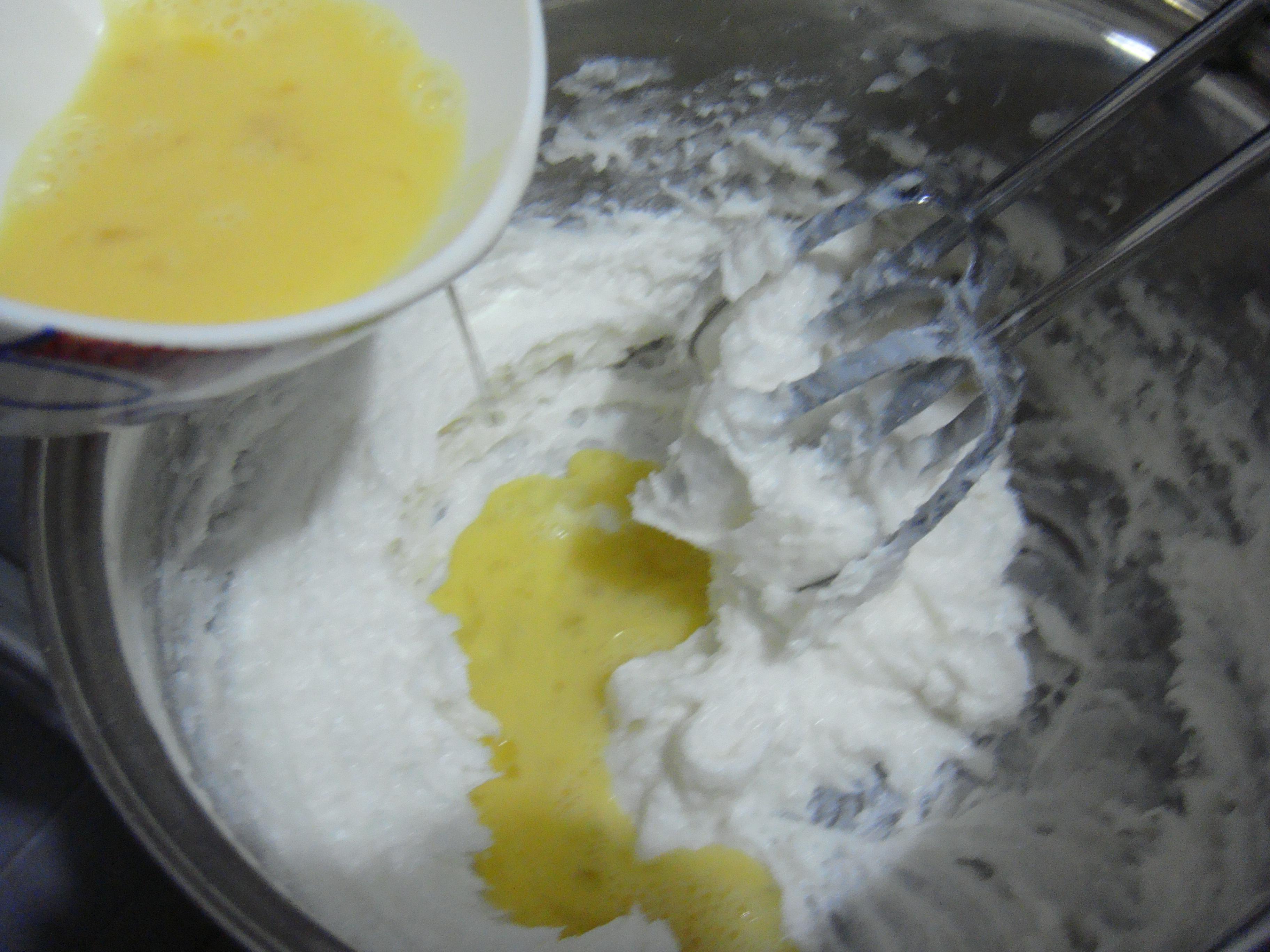 鸡蛋杏仁酥（烘焙新手必练 酥类基础款）的做法 步骤3