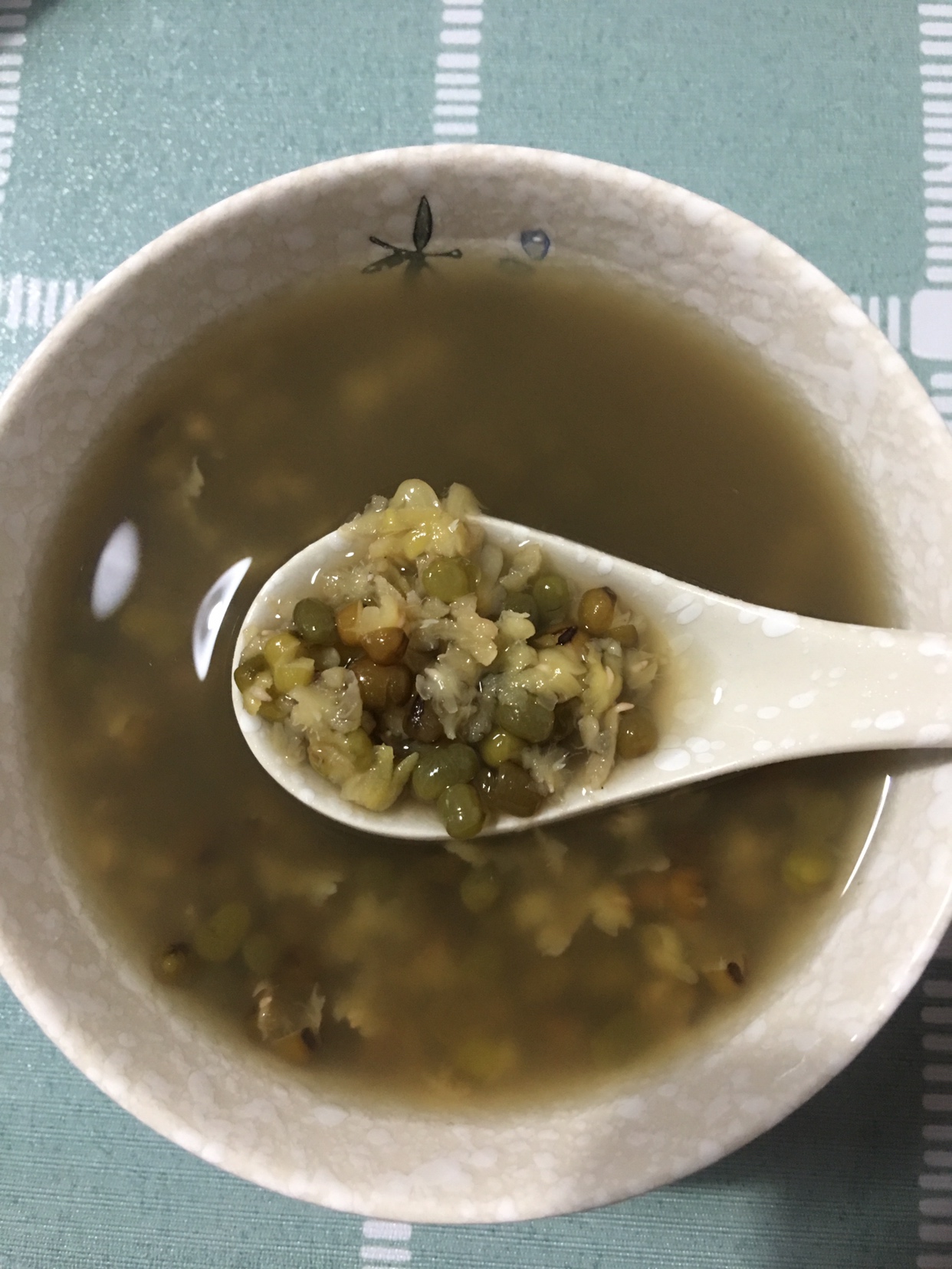 只煮十分钟的绿豆汤的做法