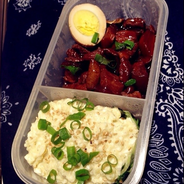 日式肉饼土豆沙拉便当