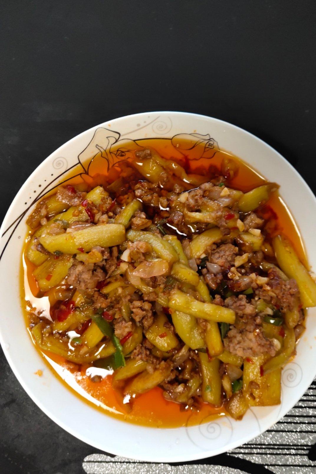 鱼香茄子是如此勾人，以至于连体重都不顾了！