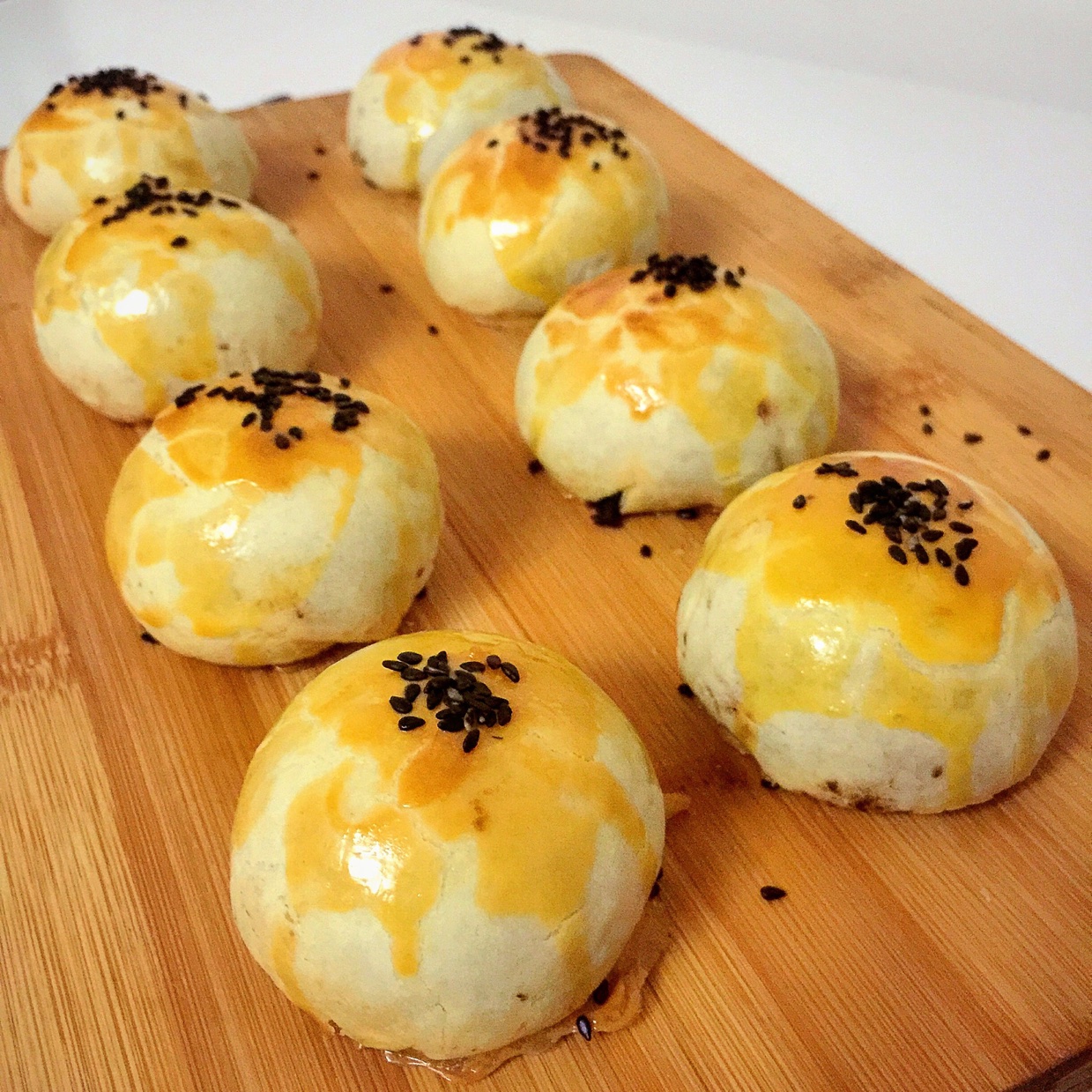 蛋黄酥~紫薯、抹茶、原味~花好月圆，中秋快乐~内附一次做六色蛋黄酥方法~