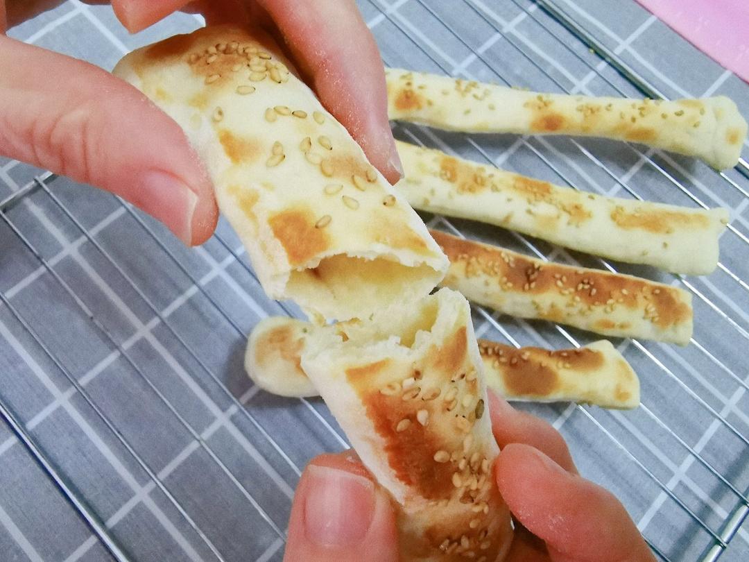 不用发面，简单易做，酥脆可口的空心糖烧饼