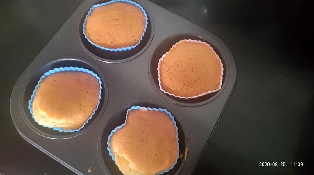 无需打发蛋白又好吃的纸杯蛋糕