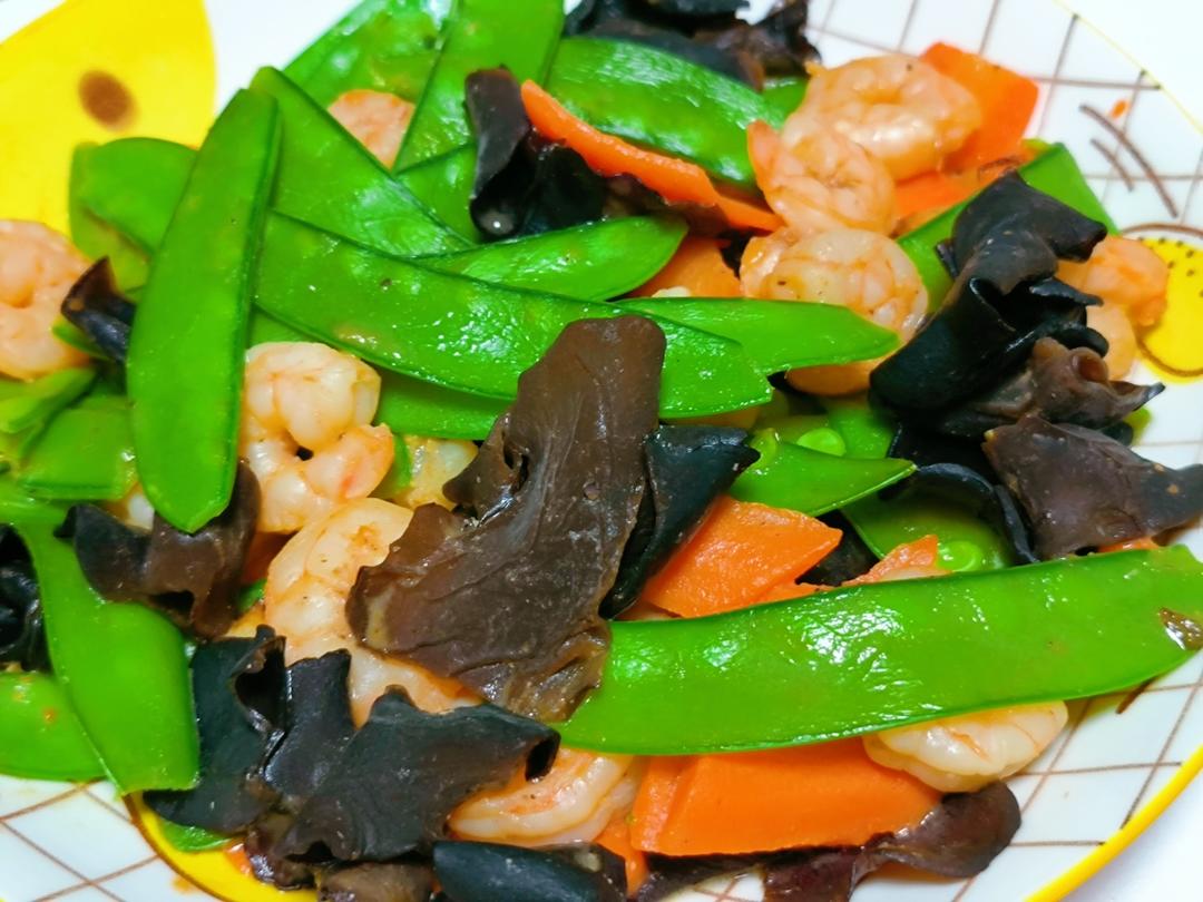 虾仁炒荷兰豆什锦