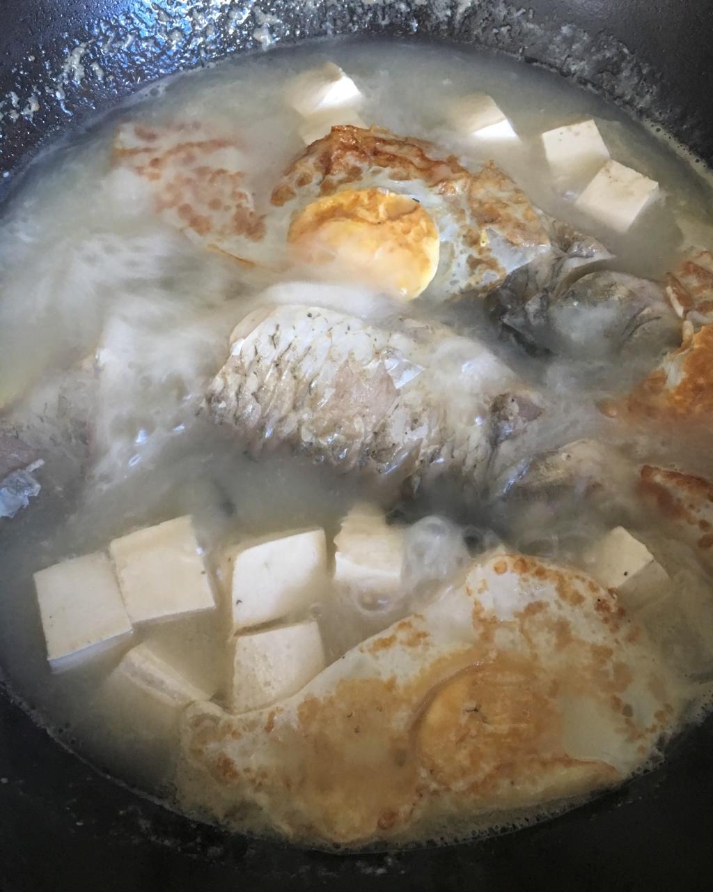 荷包蛋鲫鱼汤【曼食慢语】第二季第3集