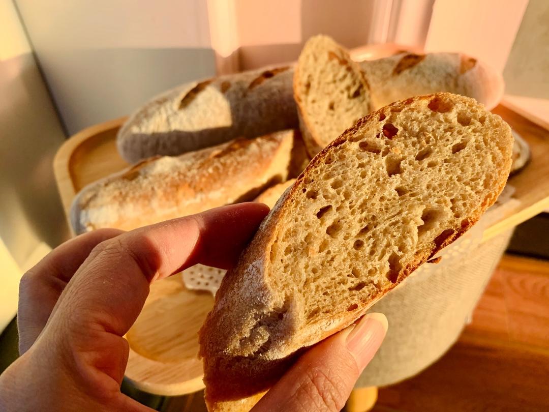 香脆健康的全麦法棍Whole Wheat Baguette
