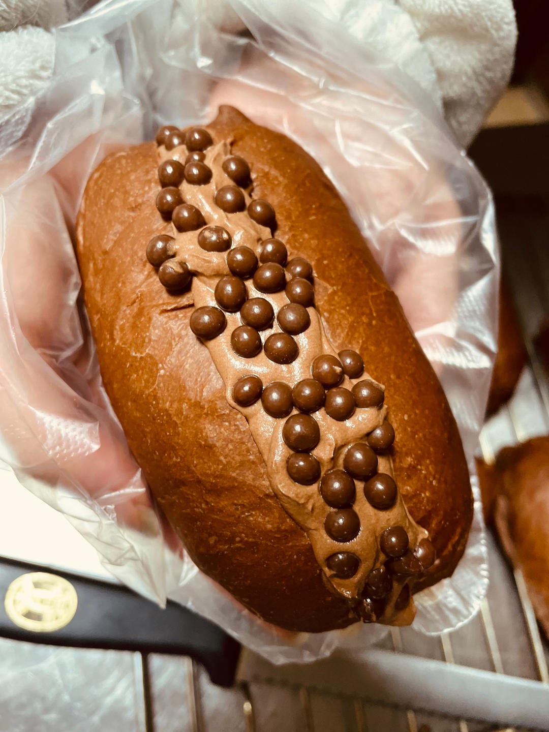 火遍东京的巧克力脆脆珠面包