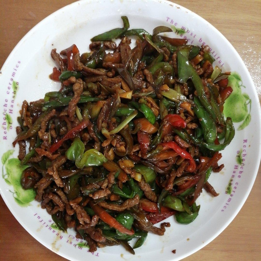 青椒洋葱炒牛肉丝
