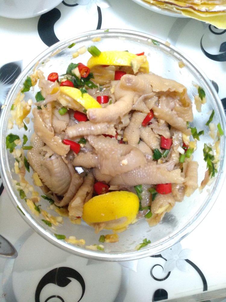 网红柠檬🍋无骨鸡爪（去骨方法配视频）