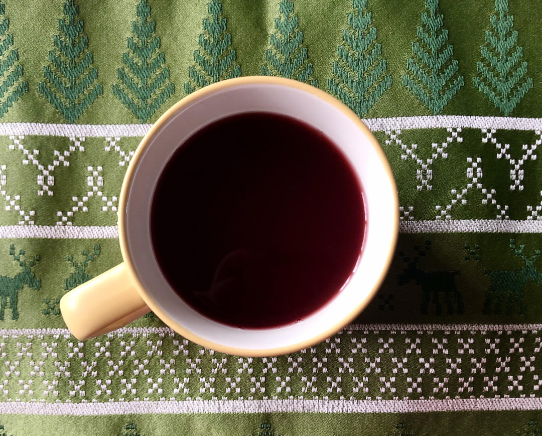 古法熬制酸梅汤（此方几乎无中药味孩子非常喜欢喝）