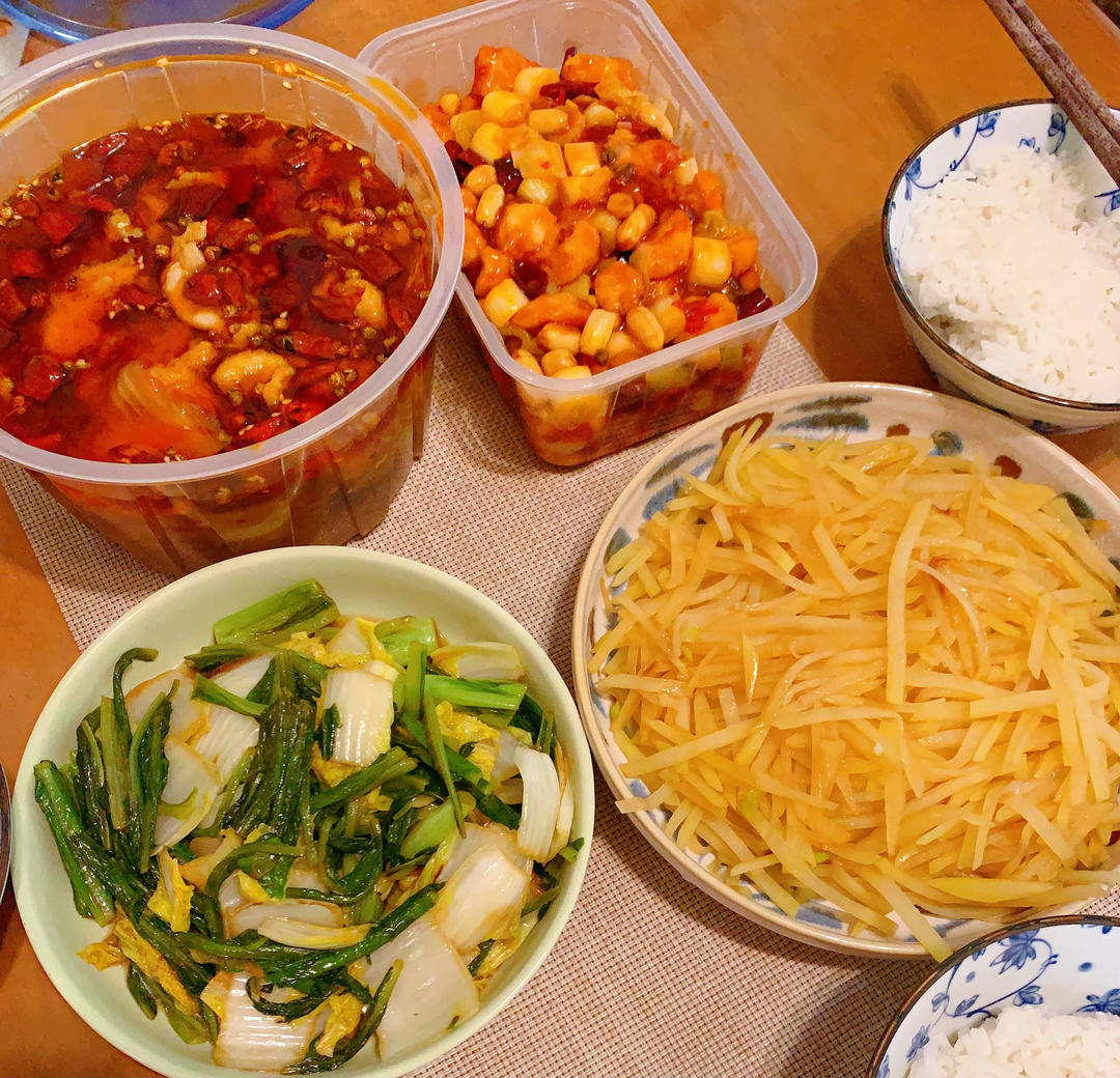 午餐•2026年10月11日