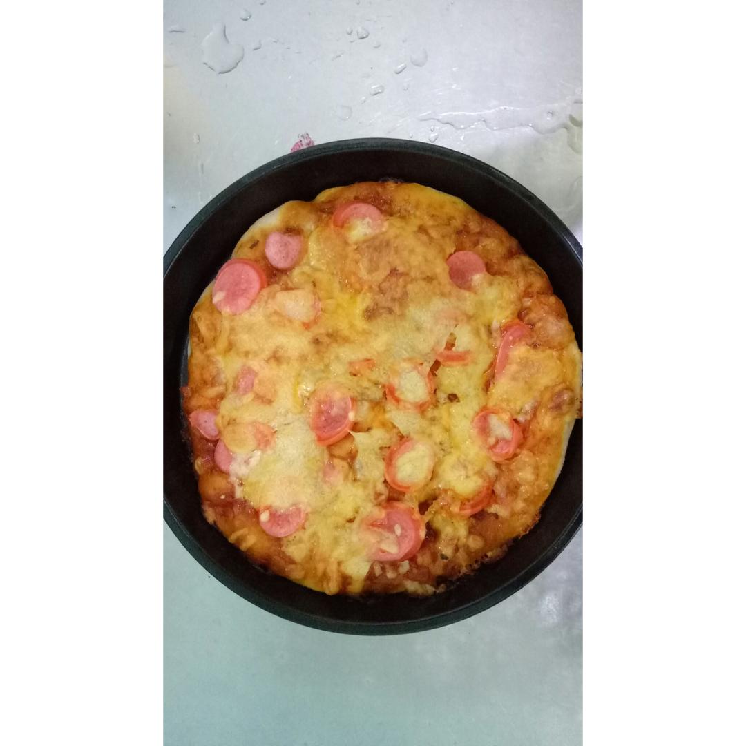萨拉米薄底披萨 Salami Pizza
