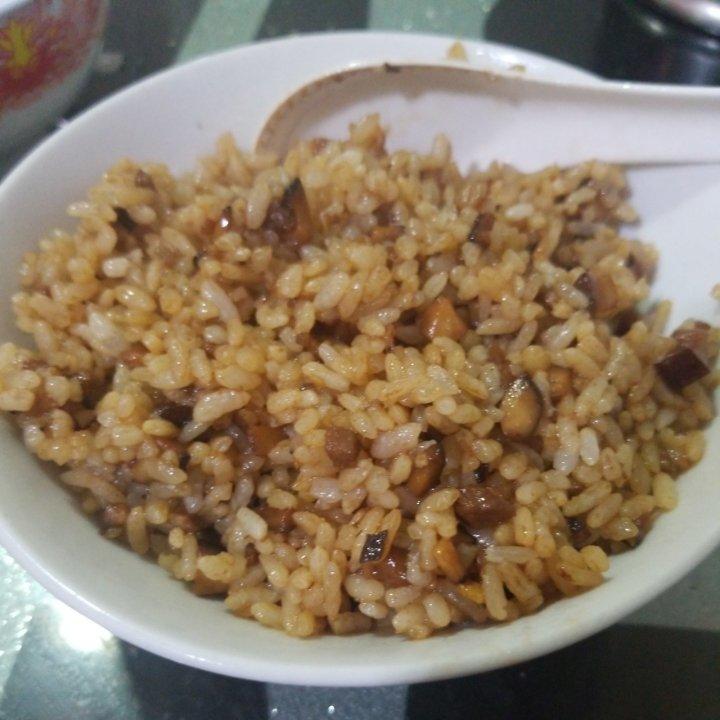 香菇肉丁油饭