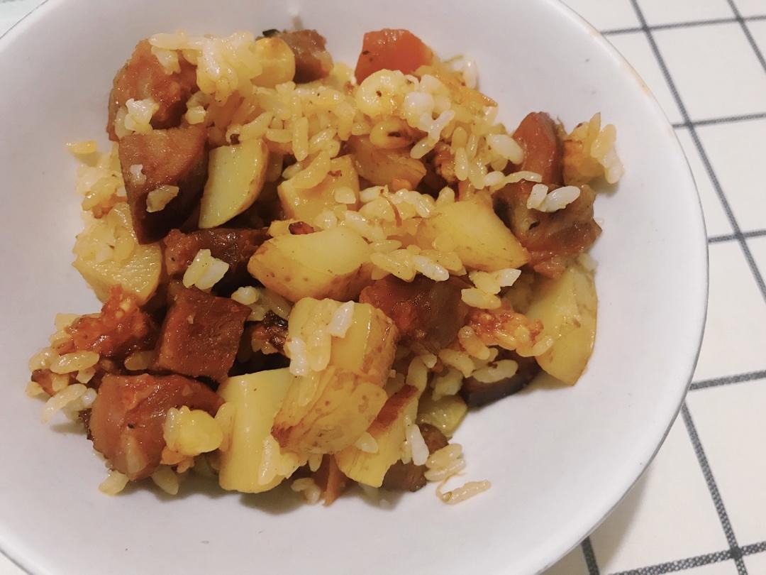 懒人必备～电饭煲腊肠焖饭