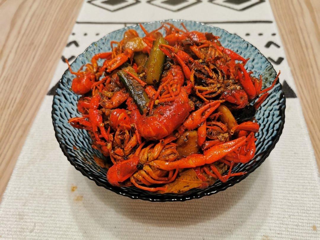 香辣小龙虾-超详细处理干净步骤！