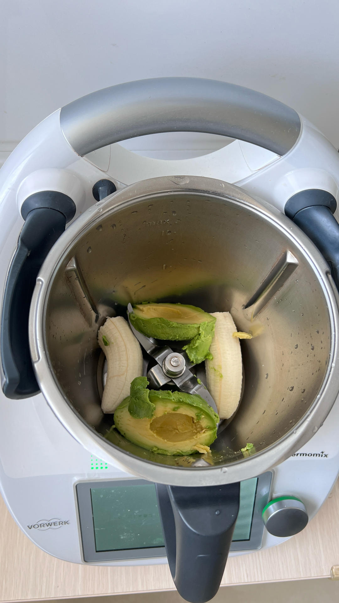 牛油果香蕉奶昔的做法