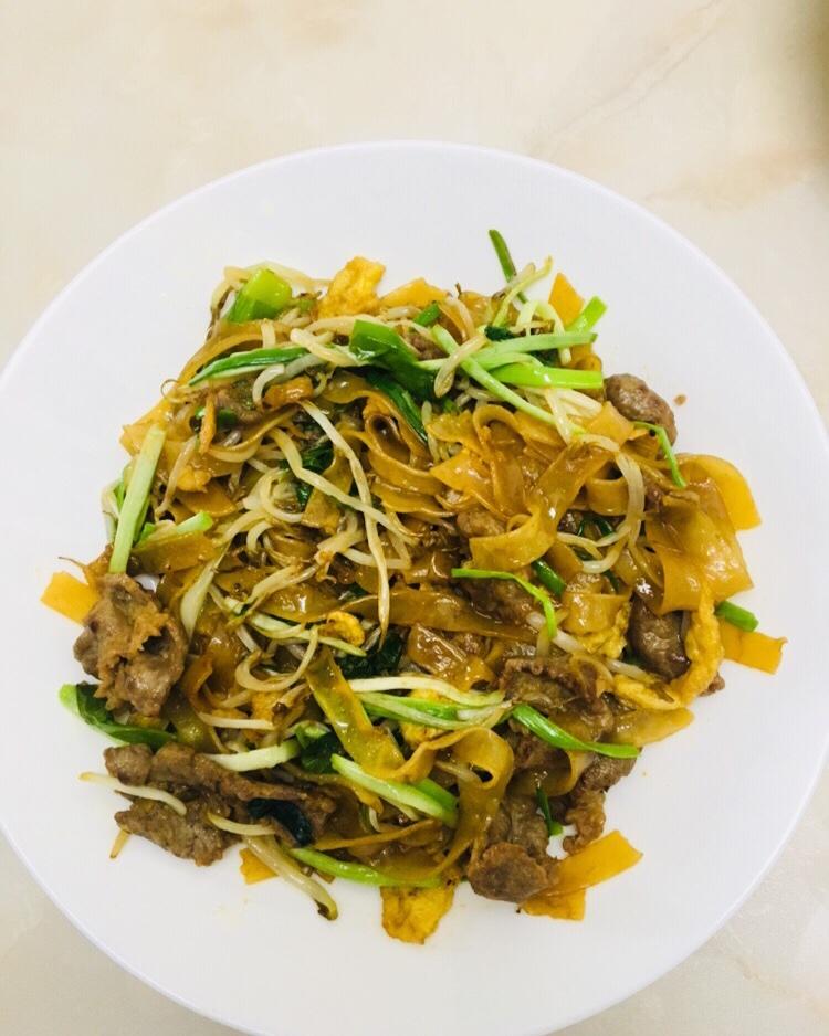 干炒牛河｜美食台