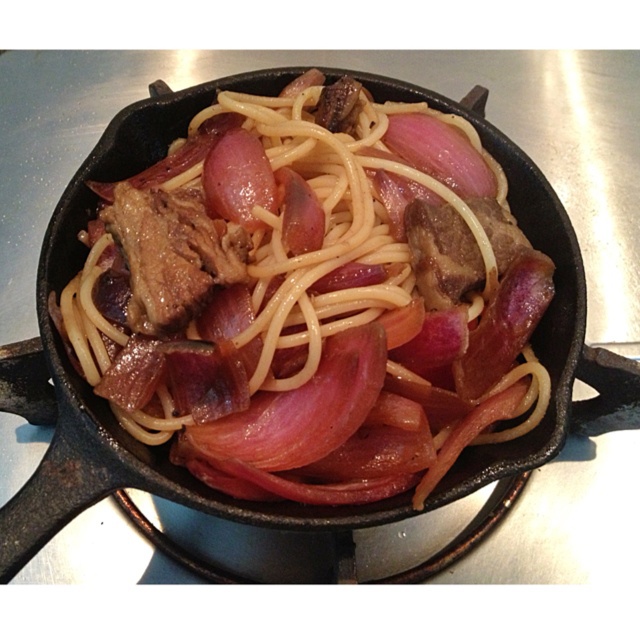 黑椒牛柳炒意面