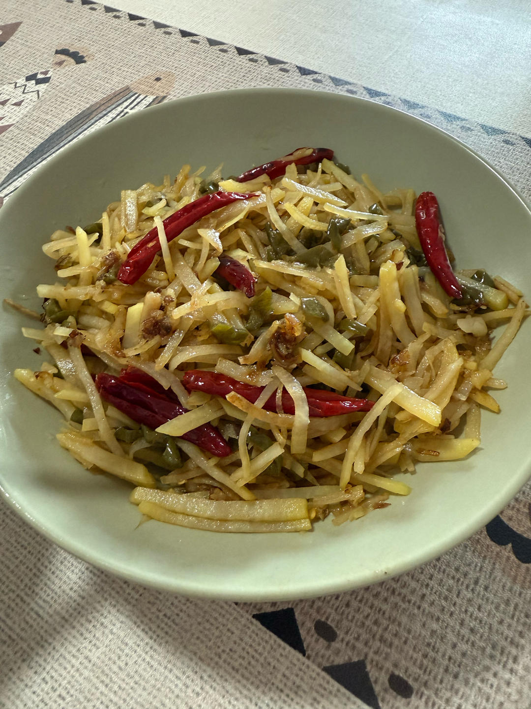 酸辣土豆丝的家常做法 超级下饭